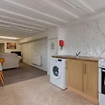 Alexandra Cottage