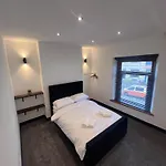 The 145 House In Swansea City Centre, Train, Beach, Mumbles, Gower