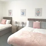 Parking, Smart Tv\'S In All Rooms, Central Location