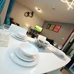 Stone\'S Throw City Centre - Tv In Every Bedroom!