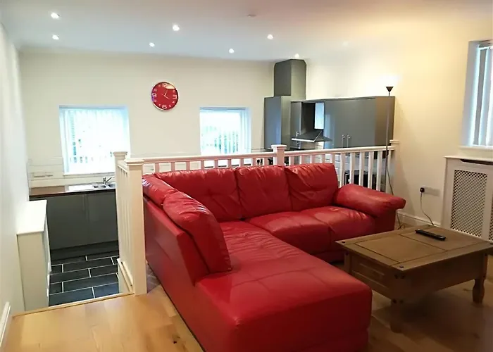 2 Bedroom Modern Apartment, Uplands, Swansea