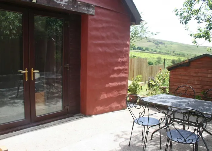 The Nook - Farm Park Stay With Hot Tub & Dome