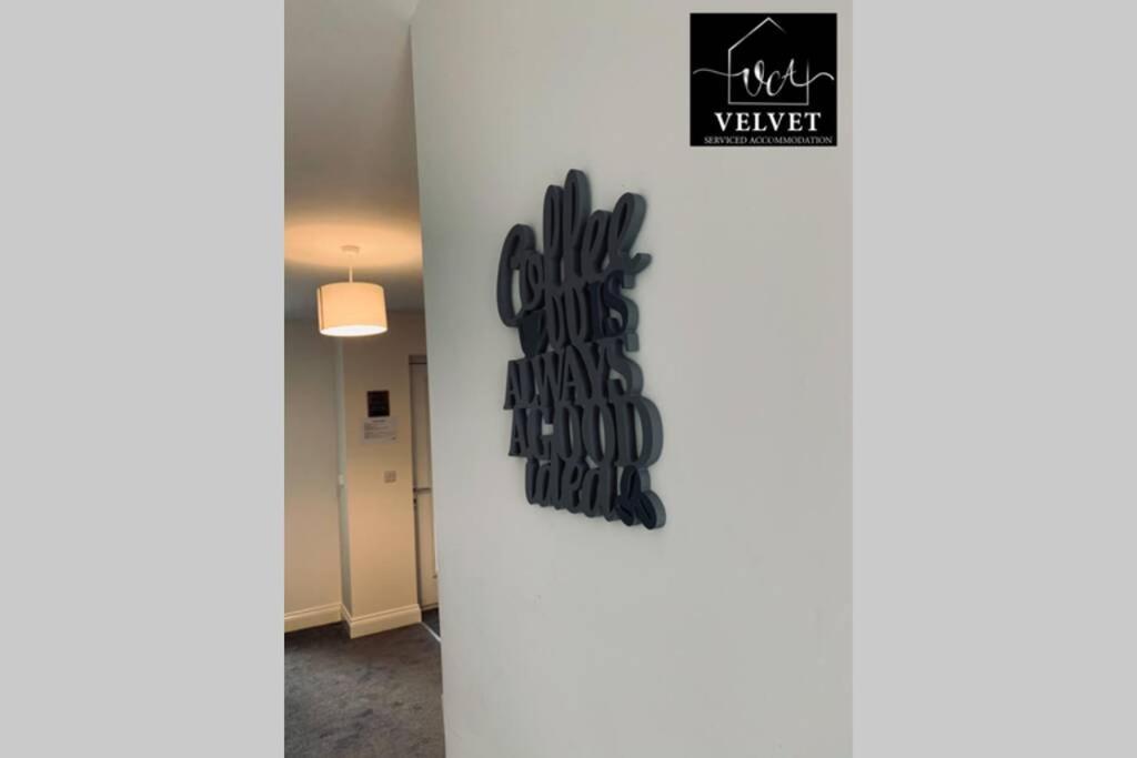 Apartment ✪ Leisure/business ✪ 1 Bedroom , Free Parking Swansea