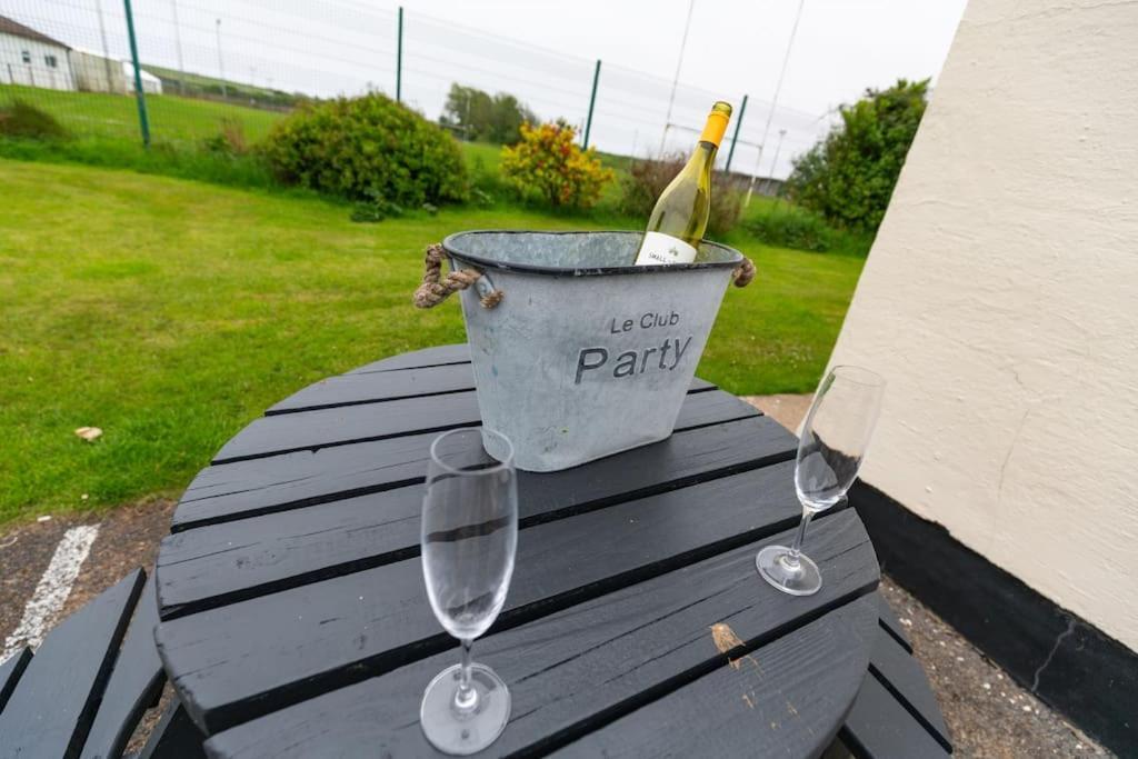 Immaculate Gower Getaway With Pool & Facilities Casa de férias *