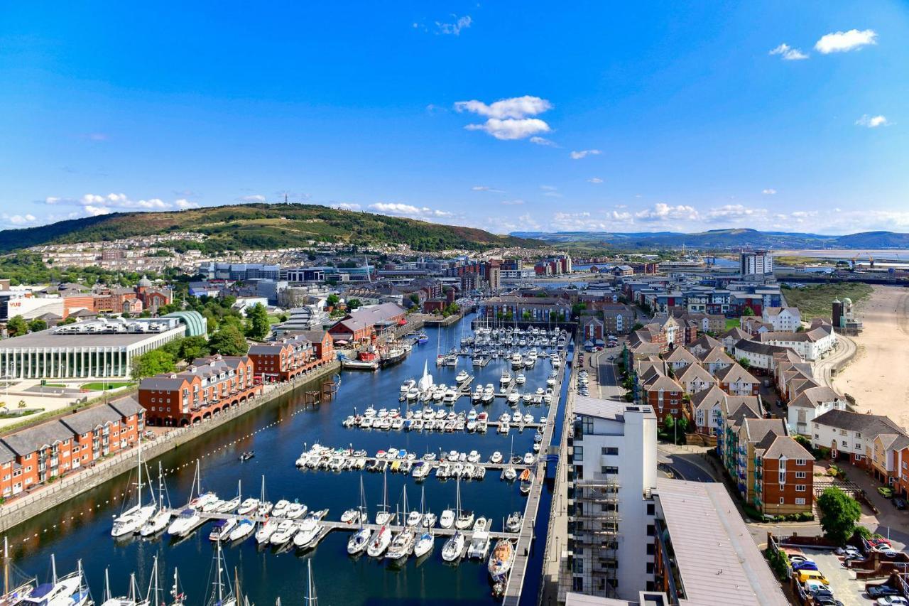 Apartment Just Wales - Meridian Tower Marina & City View - 2 Bed *