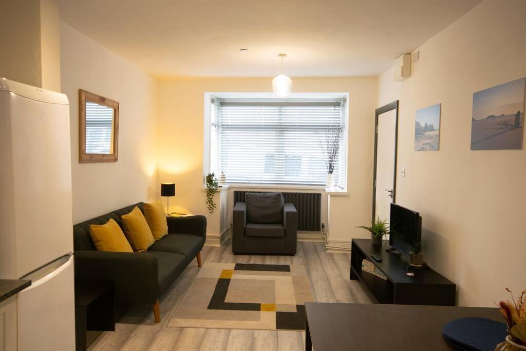 Luxe Living - Beach, Wifi, Parking Apartamento Swansea