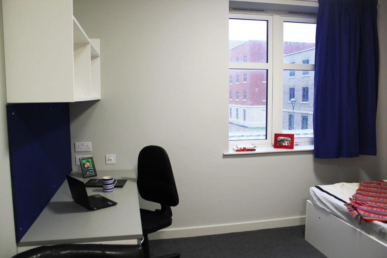 Cosy Ensuite Bedrooms With Private Bathroom At Bay Campus Located In Swansea