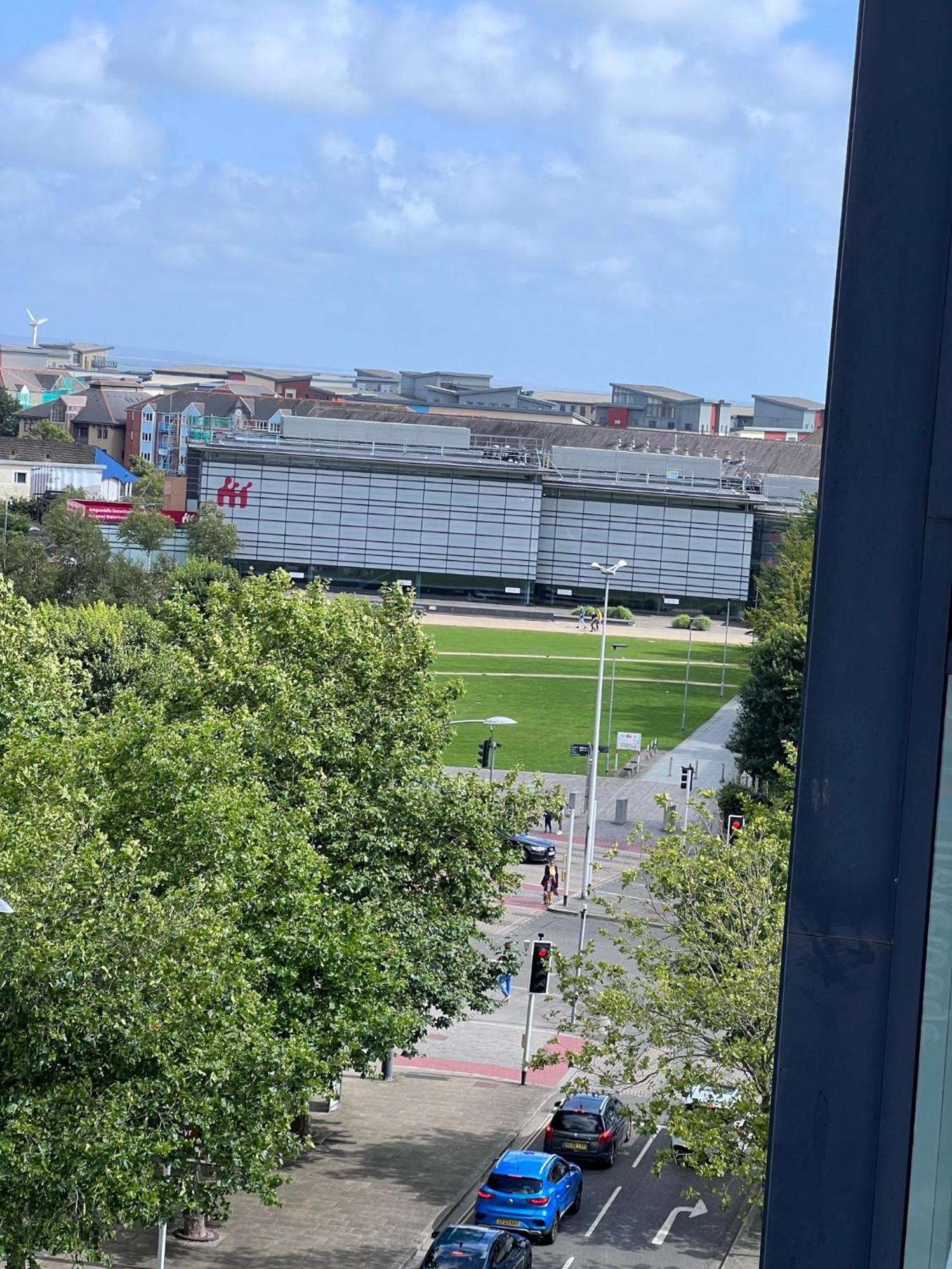 Apartment Great City Centre Getaway 2 Bed Near The Beach And Shopping Area Swansea