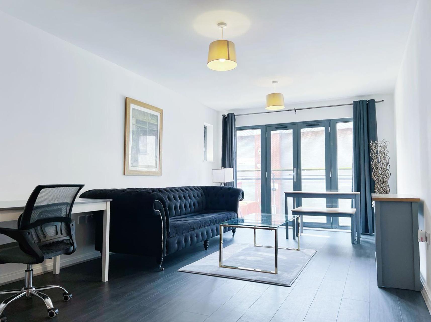 Comfort Seaside Two-bedroom Apt Apartment Swansea
