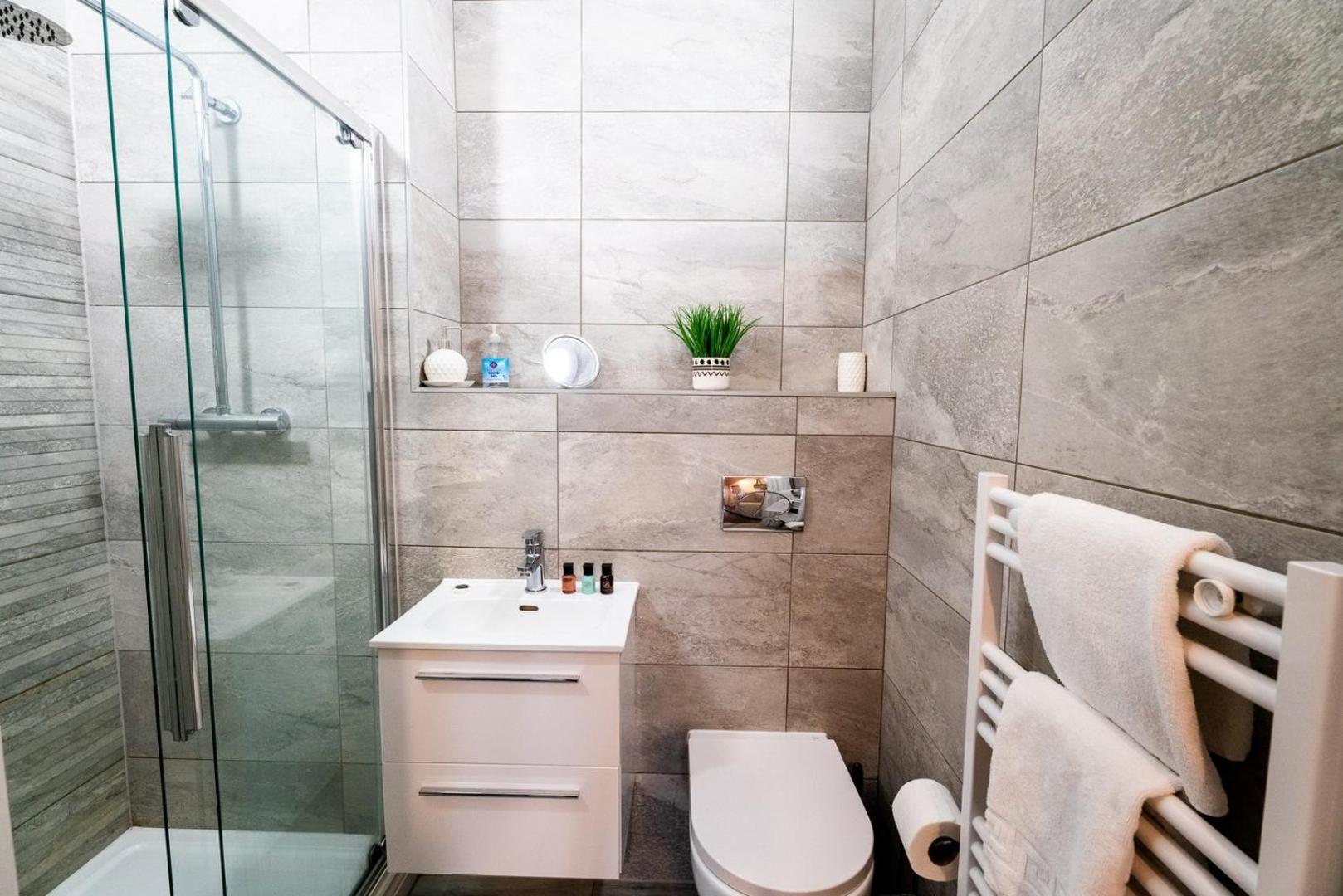Apartamento Free Parking | Smart Tv | 4 Guests Swansea
