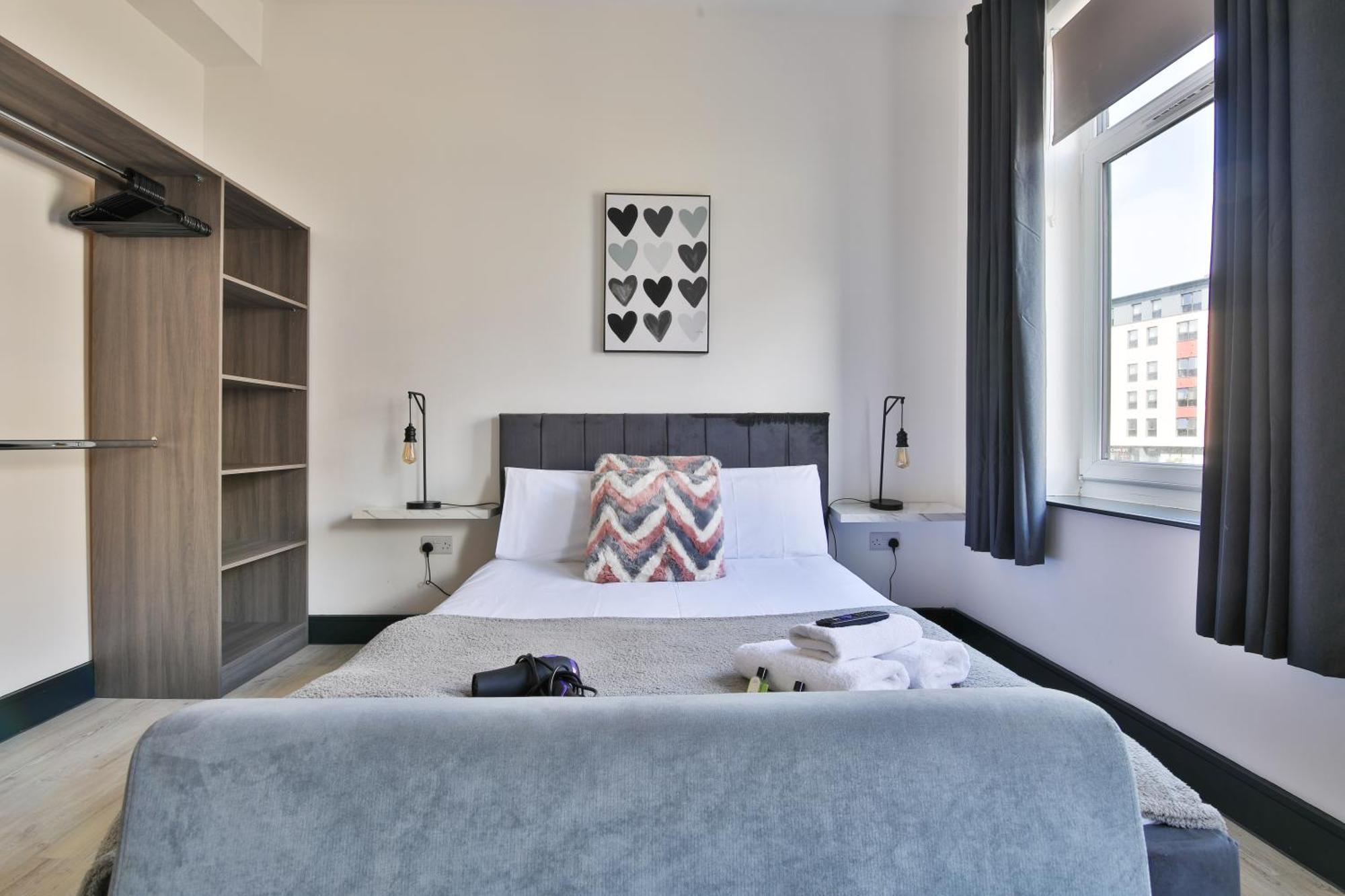 Stayright Elegant Kingsway #5 - Location *