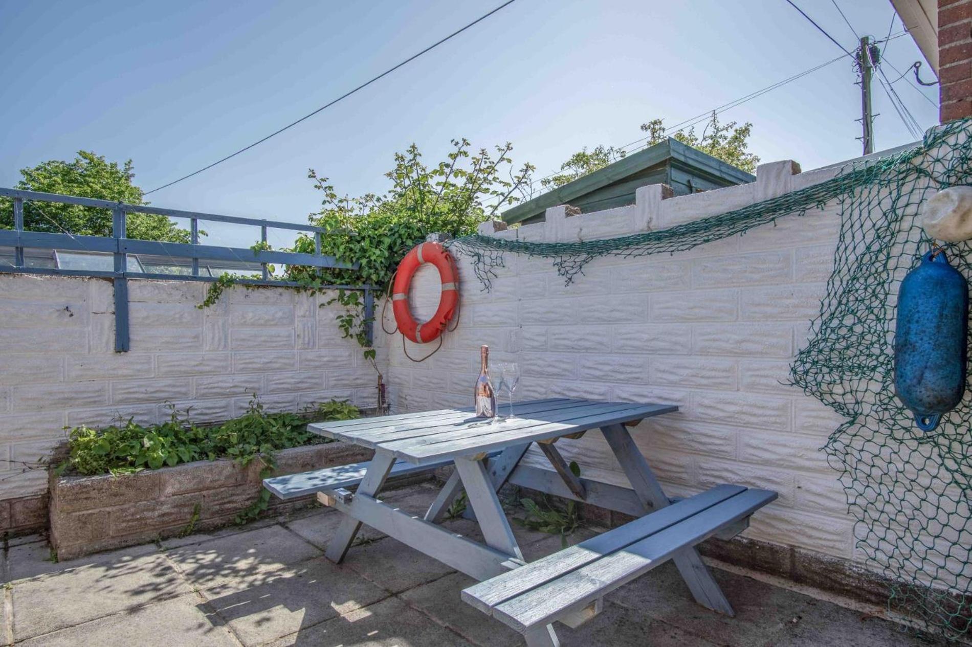 Cosy - 2 Bedroom - Mumbles *