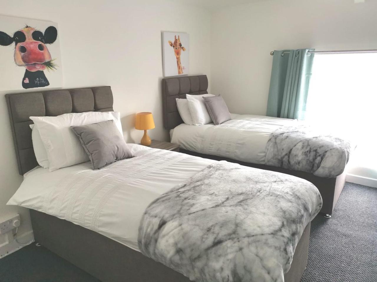 Parking, Smart Tv's In Rooms, Location Swansea
