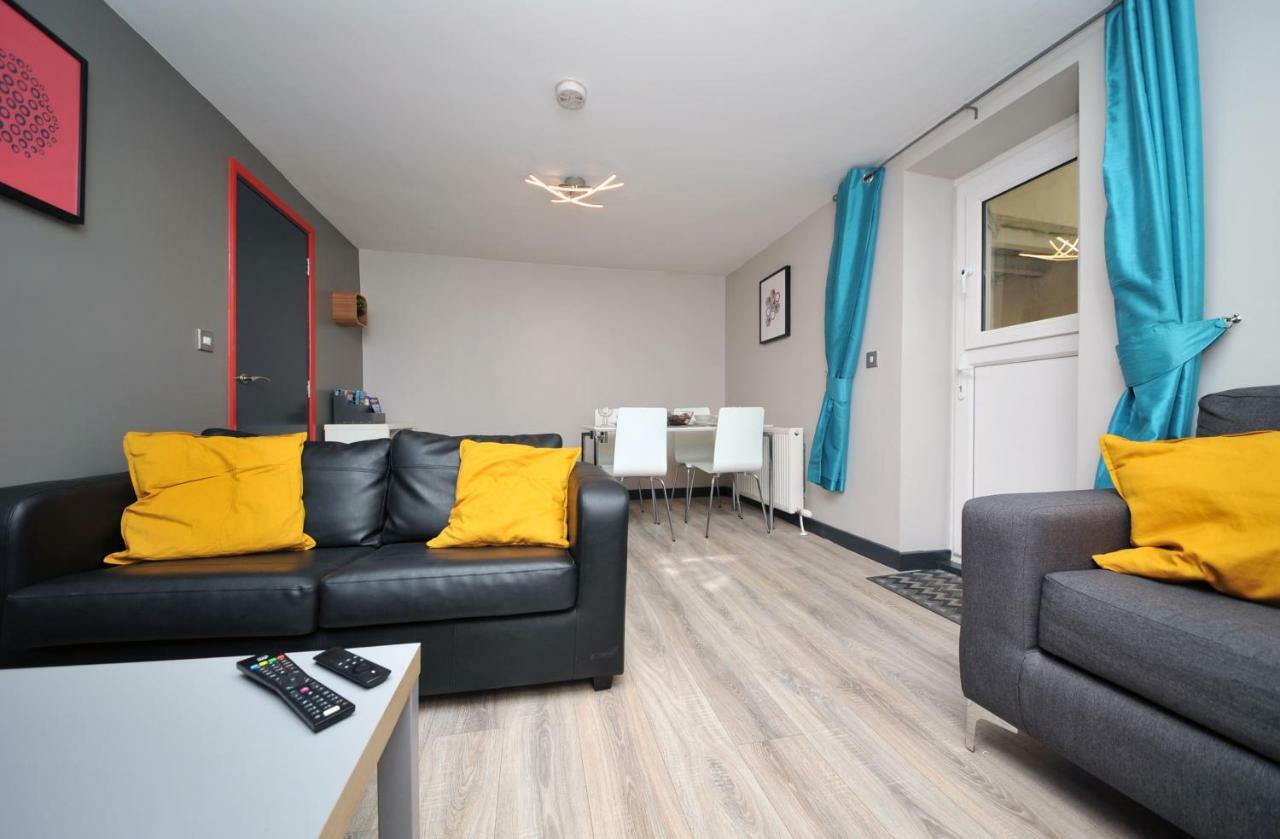 Stone's Throw Centre - Tv In Every Bedroom! Apartamento *
