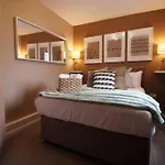 The Observatory By Mia Living 2 Bedroom Apartment Overlooking Swansea Beach With Free Parking