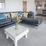 Maritime Quarter - 2 Bedroom Apartment - Sa1 Beach Front Fishermans Way