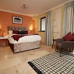 5 Bedroom | Luxury | Stunning Beachview