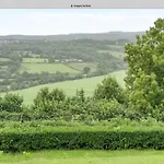 Molehill Lodge