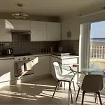 Baystays Seaview