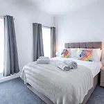 Fantastic Location - Tv In Every Bedroom!