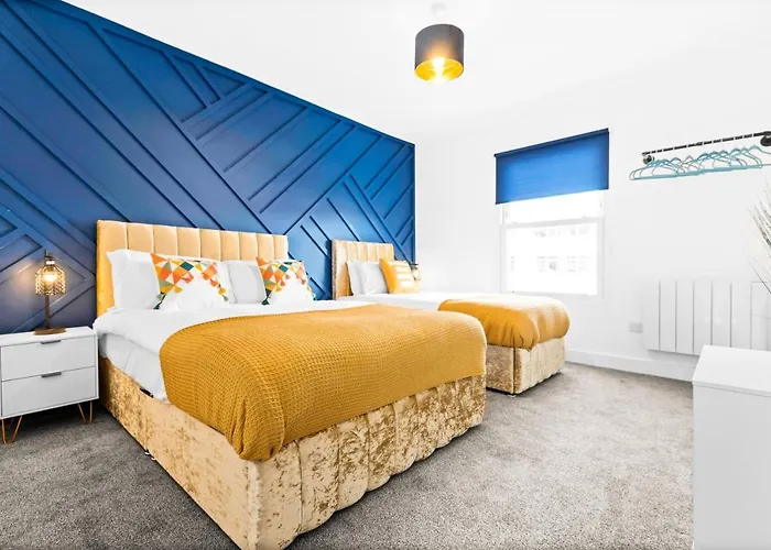 The Woodfield - Stunning Modern 2 Bed Apartment - Tv In Every Bedroom!