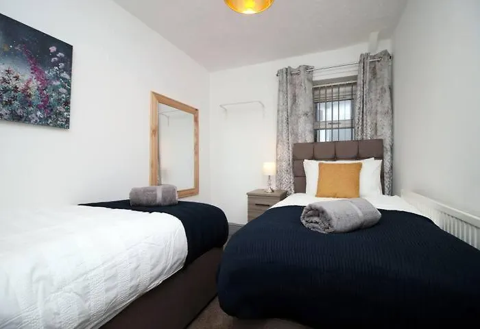 City Centre, Parking, Smart Tv\'S In All Rooms