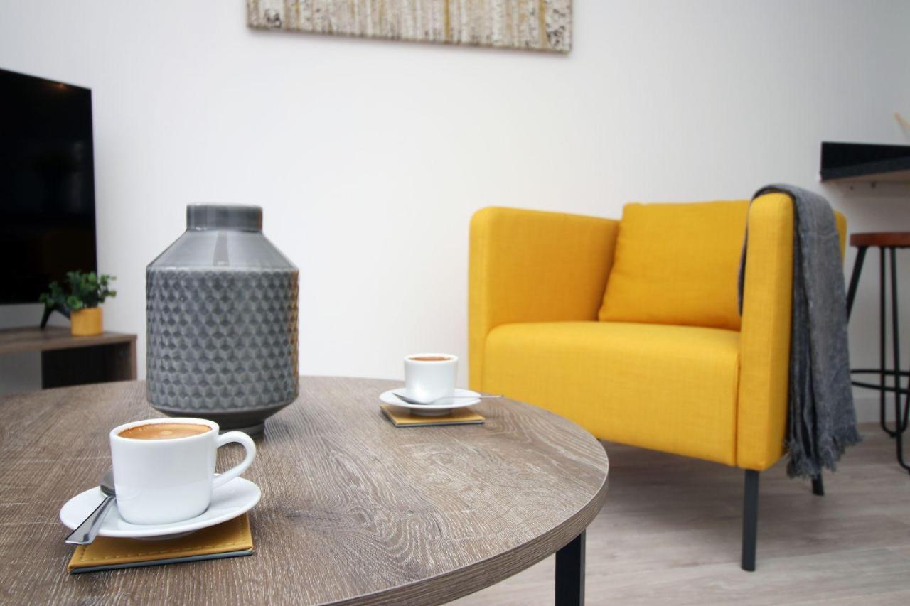 No 1 Marina Walk By Ssw 3br, Free Parking, Sleeps 5 Close To Marina, Centre, And M4