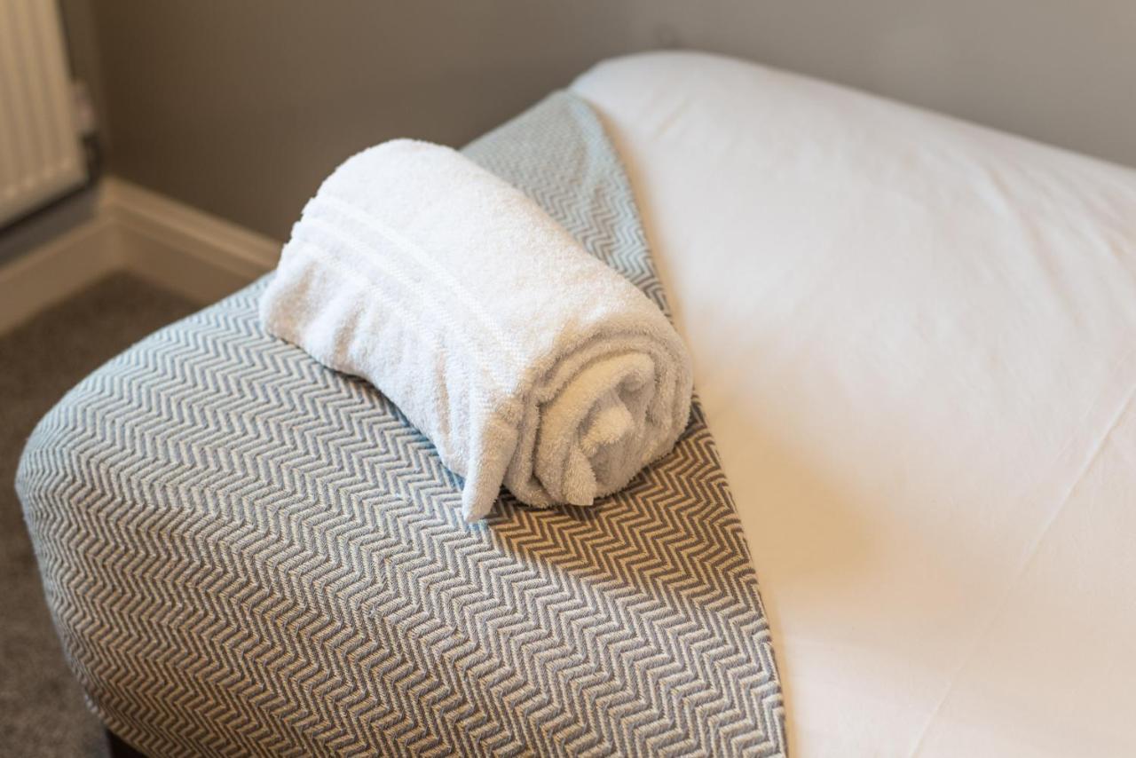Book Now - Tv In Every Bedroom!