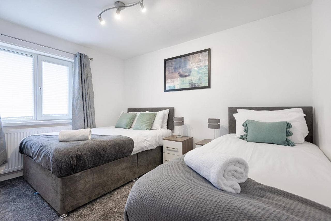 Singleton House Parking & Garden-tv In Every Room! Apartment Swansea