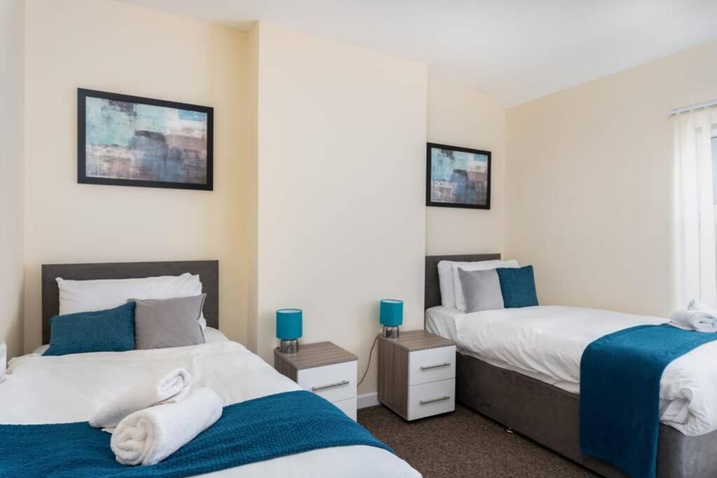 Cosy - Tv In Every Bedroom Swansea