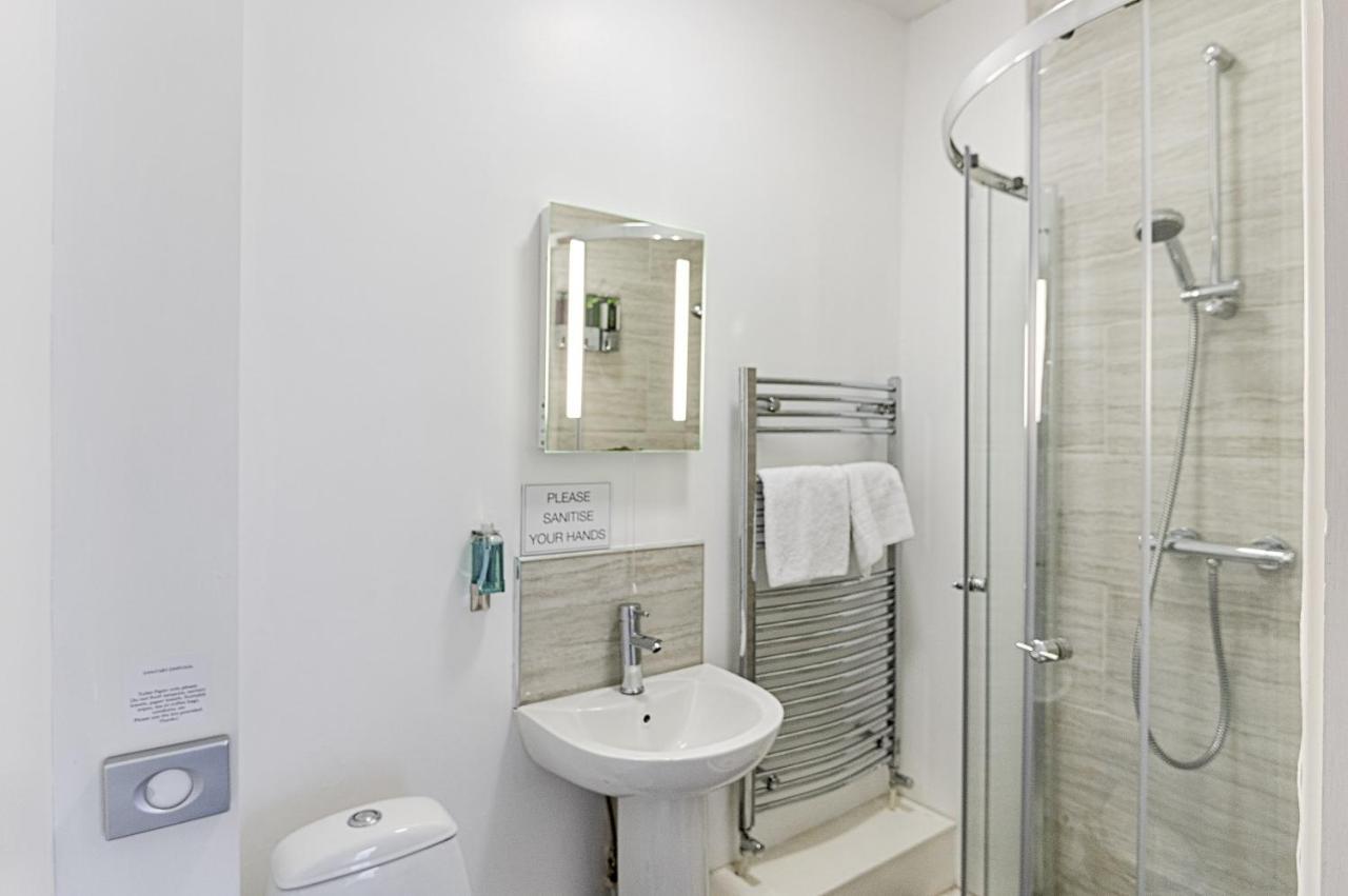 Apartment Perfect Location With Parking - Jersey House - Tv In Every Bedroom! *