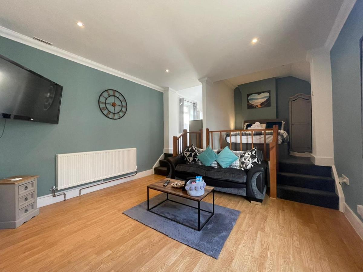 Apartamento The Den - Cozy Studio Swansea