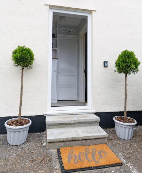 Immaculate Gower Getaway With Pool & Facilities Holiday home Swansea