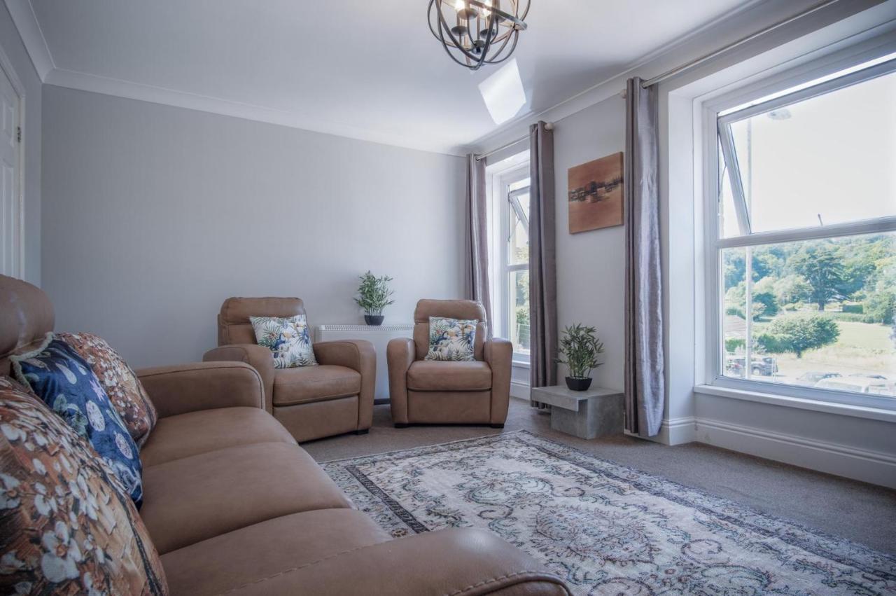 Langland Road - 2 Bedroom Town House - Mumbles *