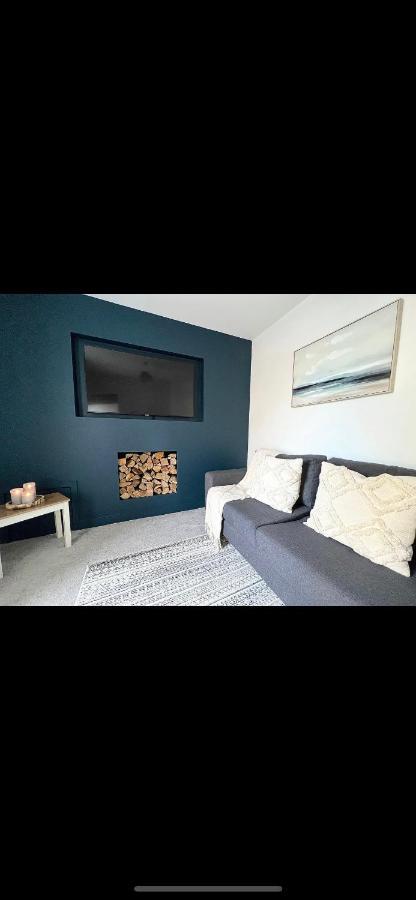Homely And Deceptively Large House *