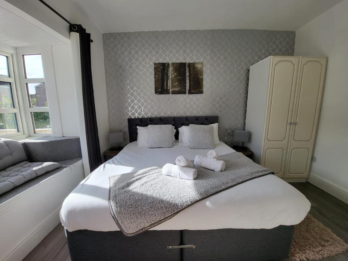 Homestay Centre Room, Wifi, Share Facility