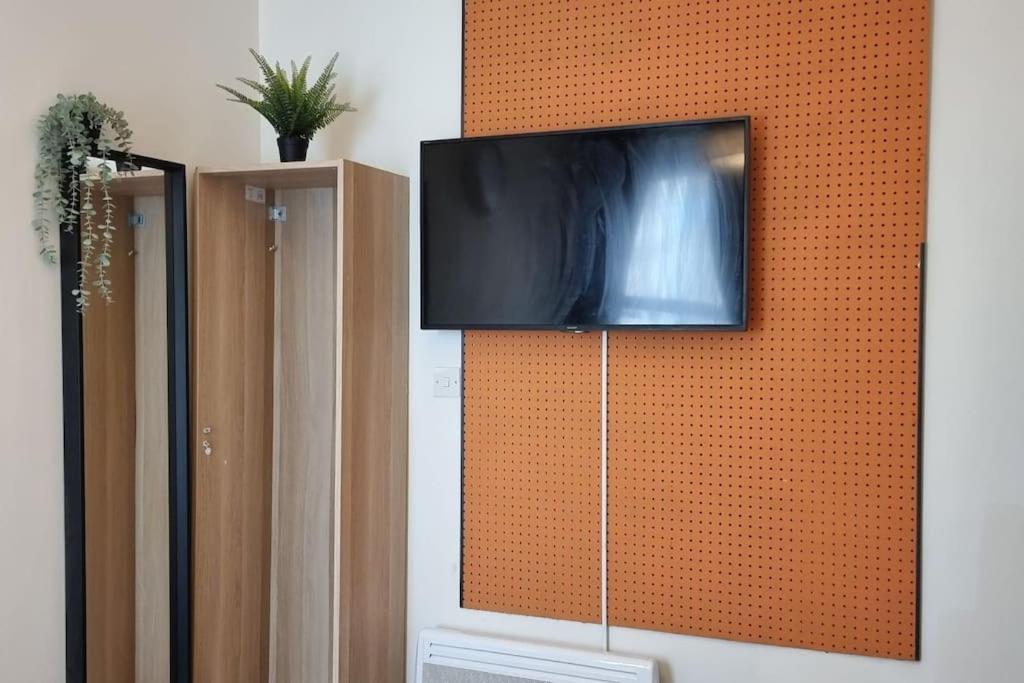 Apartment Skyline King Suites 202 Swansea