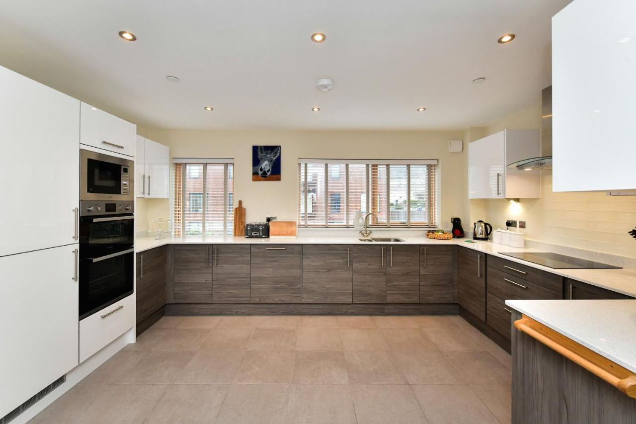 Just Wales - Luxury Waterfront Townhouse Sa1 * Swansea