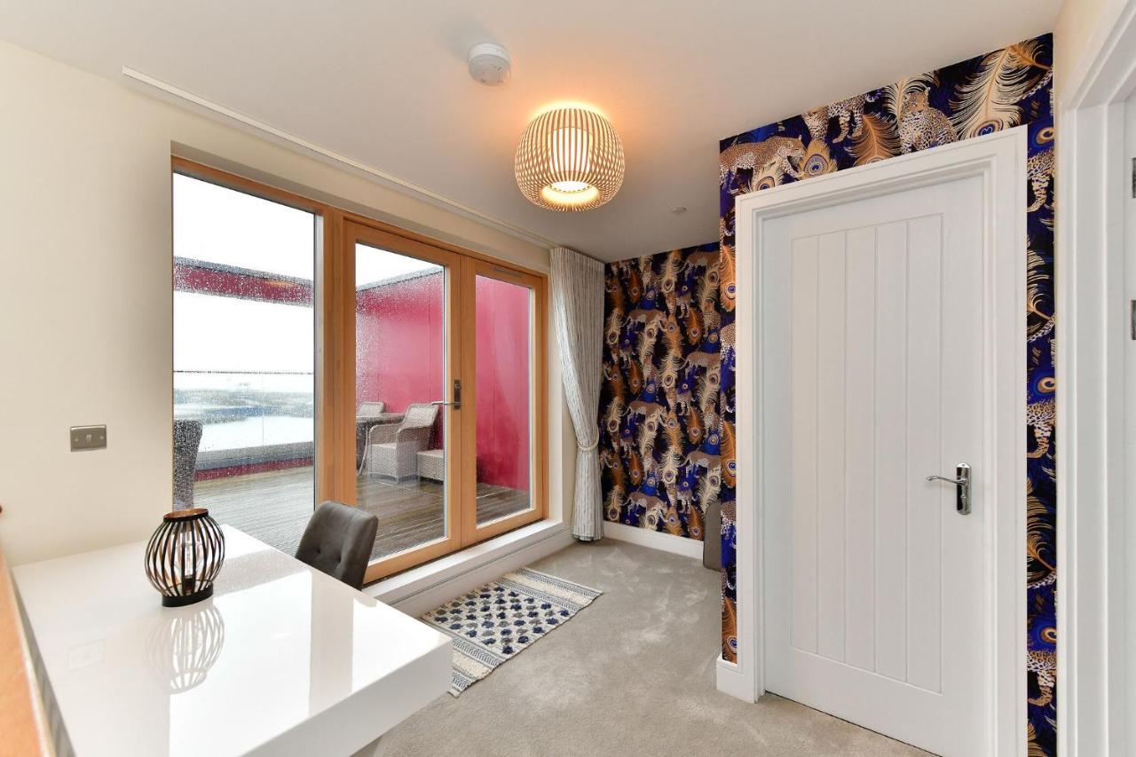 Just Wales - Luxury Waterfront Townhouse Sa1 * Swansea