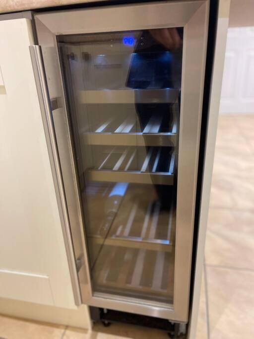 Spacious 1 Bed Located On A Gower Sheep Farm * Swansea