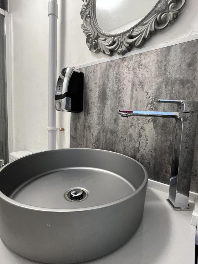 Ensuite Double Room, By University, Sketty, R2 Hospedagem domiciliar Swansea