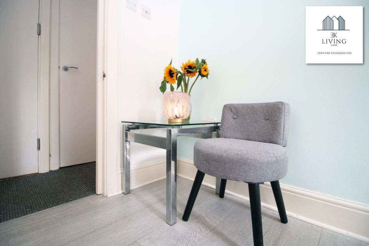 Cosy In The Heart Of Uplands - - Prime Location - By Ekliving Luxe Apartment Swansea