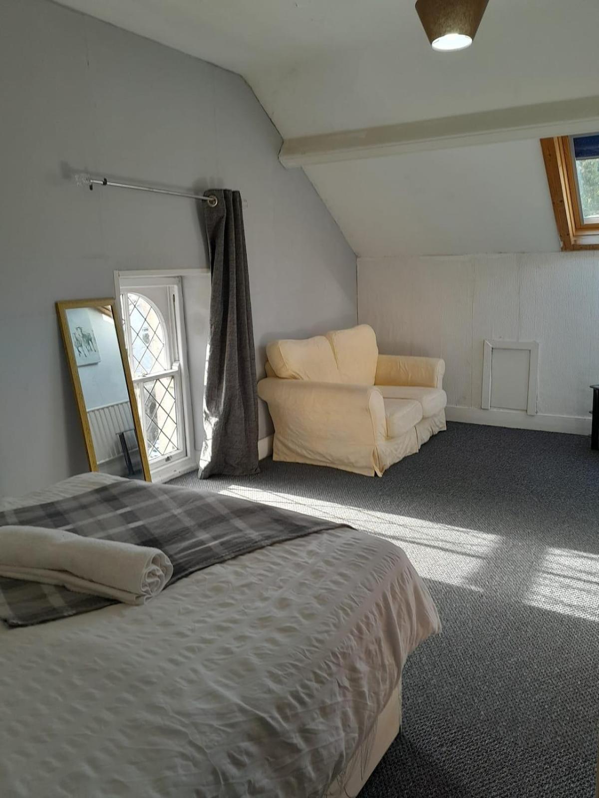 Guest house Singleton Short Loft R10 *