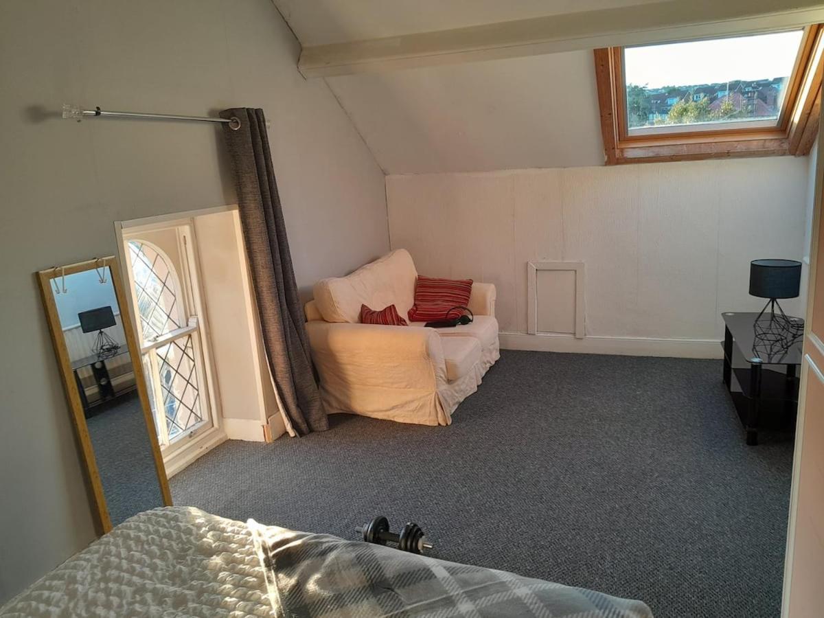 Singleton Short Loft R10 Guest house *