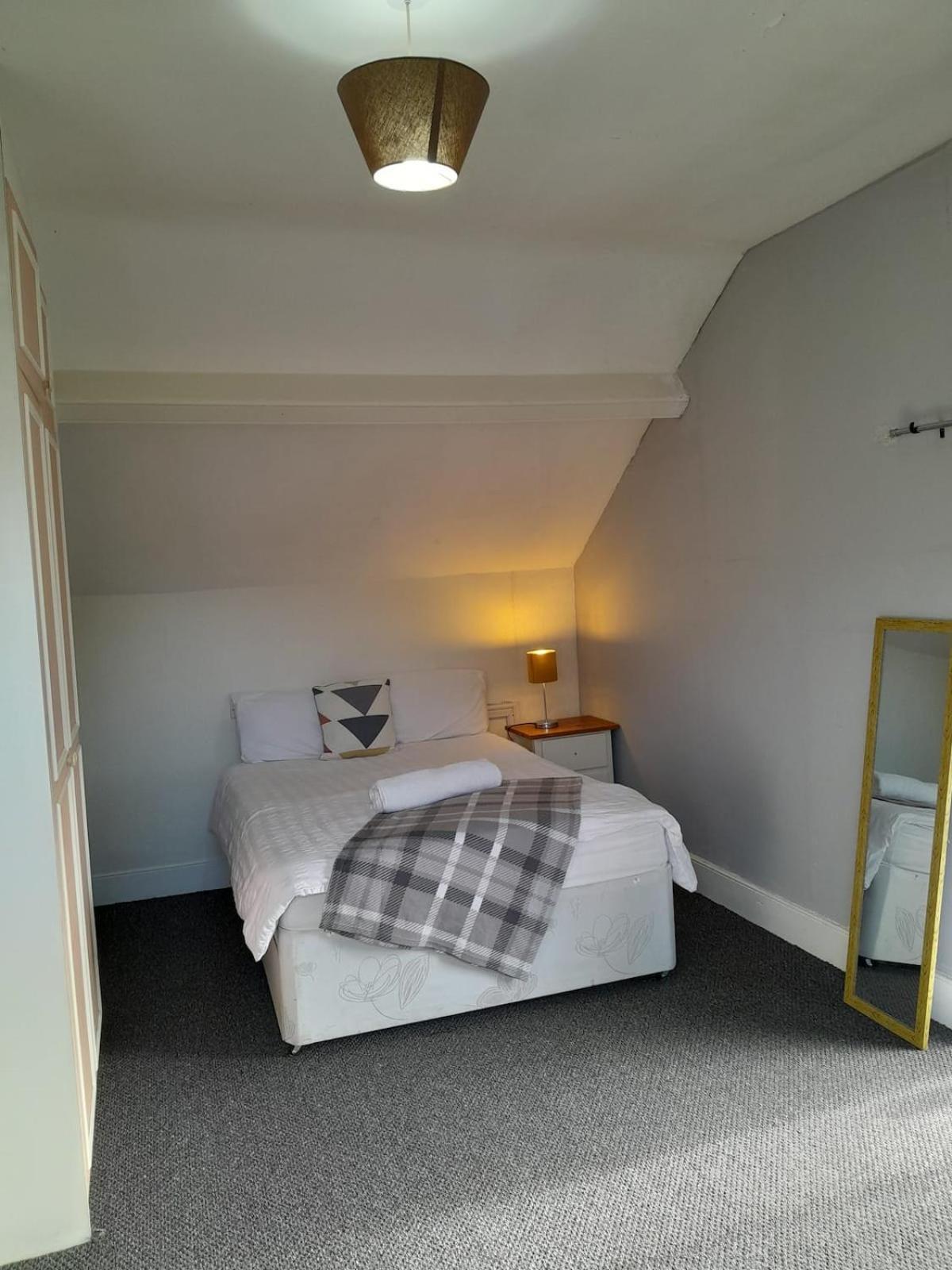 Guest house Singleton Short Loft R10