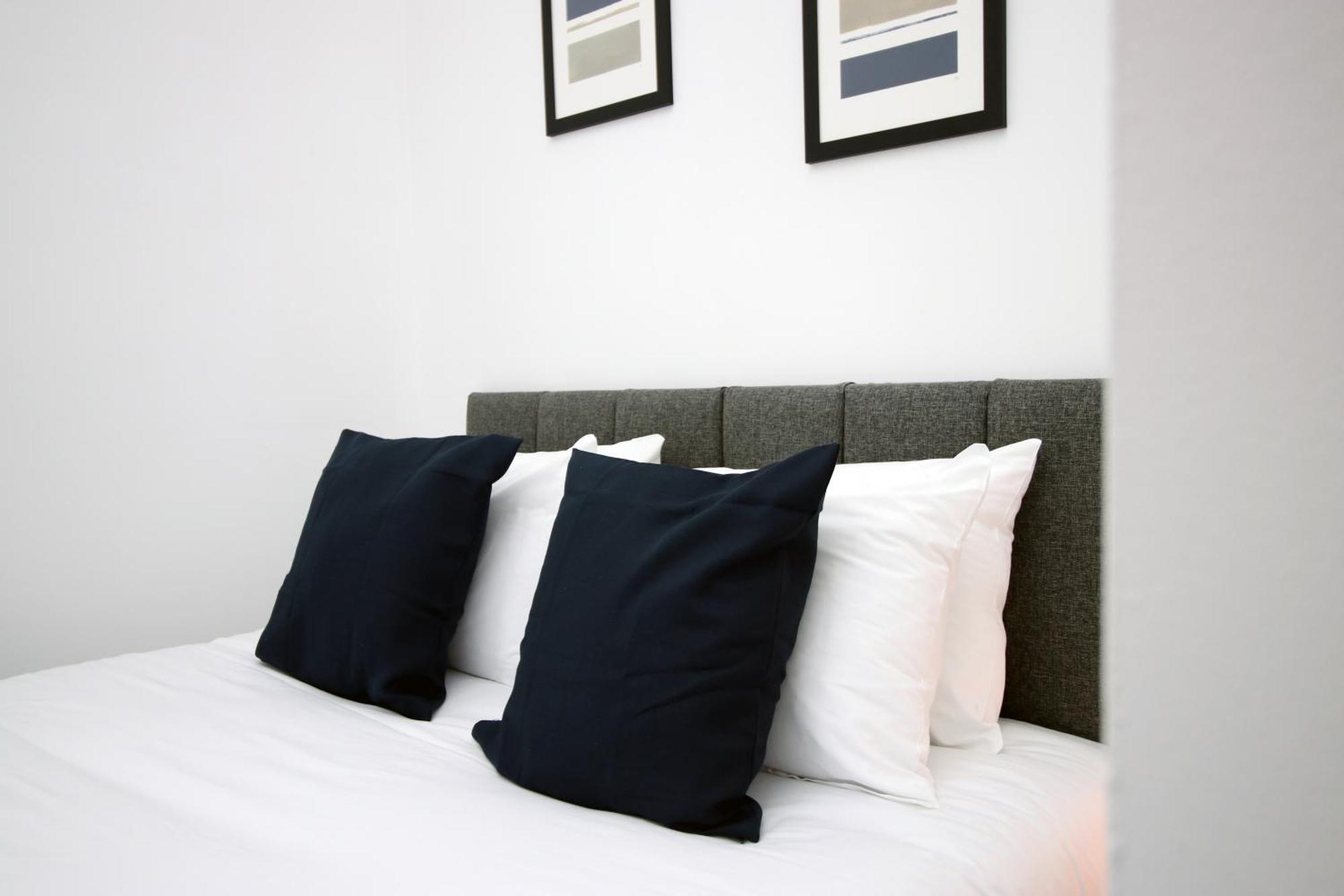Fully Equipped Kitchen, Parking, Centre Swansea