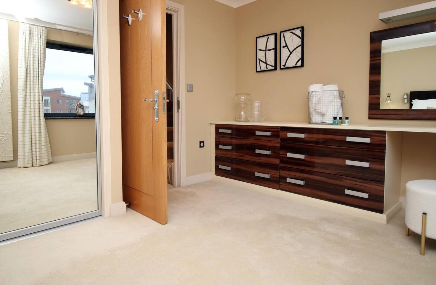 5 Bedroom | Luxury | Stunning Beachview