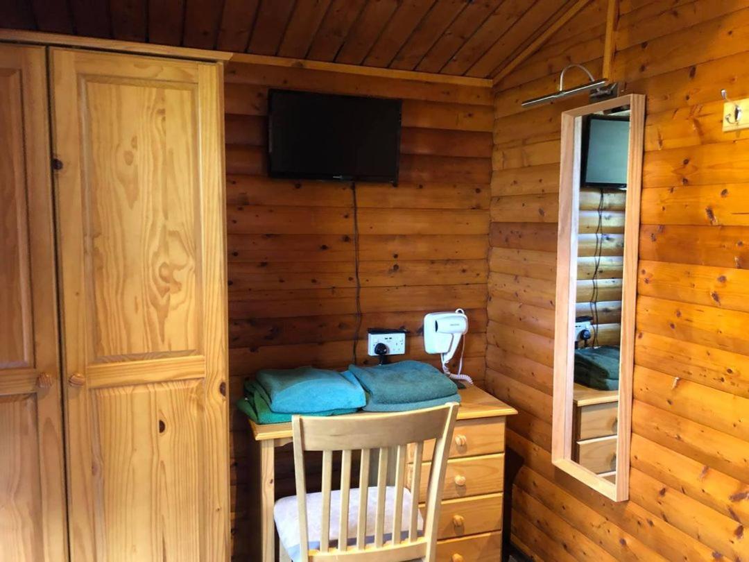 Heronstone Retreat *