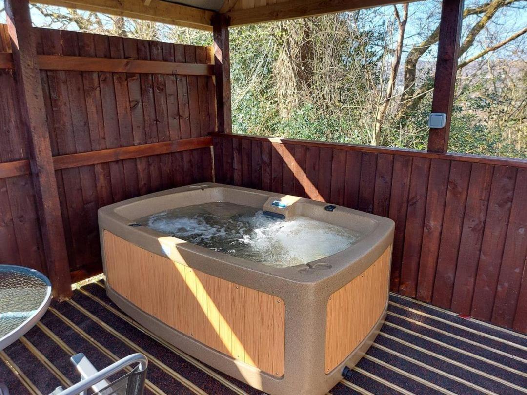 Holiday park Heronstone Retreat Swansea