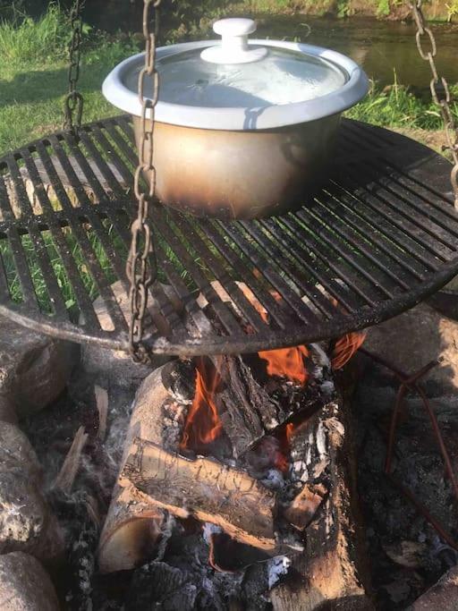 Hidden Gem Hottub, Firepit, Coastal Walks *